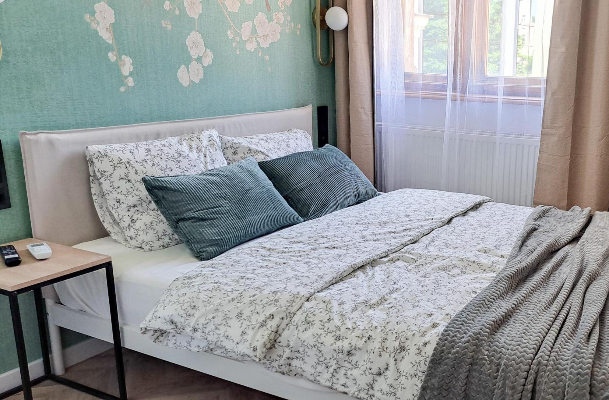 Apartment Lion - Premium *